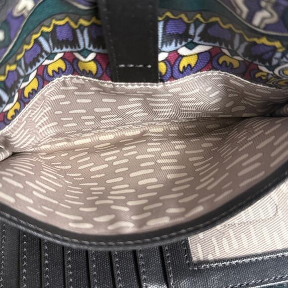 Sakroots Sak Artist Olympic Wristlet Wallet One World Multi Color Phone Friendly - Picture 6 of 8